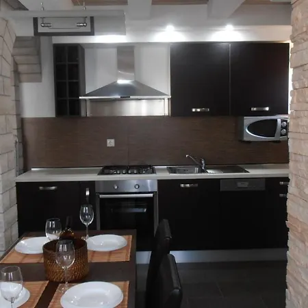 Ines 2 Apartment *